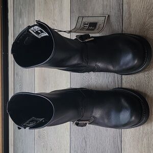 Frye Engineer 8R Black Leather Boots 6.5